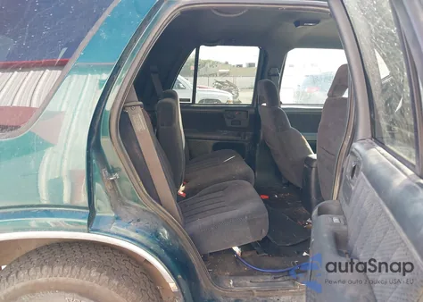 1996 Chevrolet Blazer из США, поврежденный, VIN 1GNDT13W1T2261507